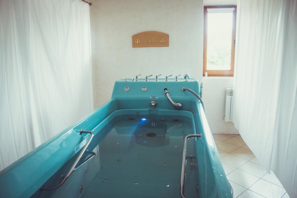 ホテル Срібний Водограй ポリアナ エクステリア 写真